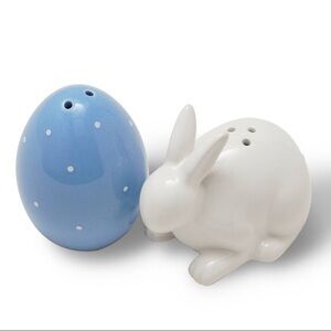 NWT Target Bullseye Playground Easter Egg & Bunny Salt and Pepper Shakers
